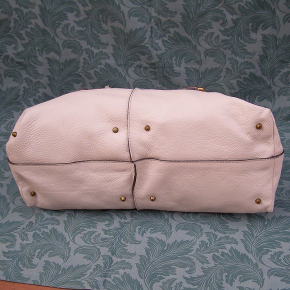 Off-White CHLOE Paddington in Excellent Condition, LIKE NEW w/Dust Bag - Picture 8 of 16